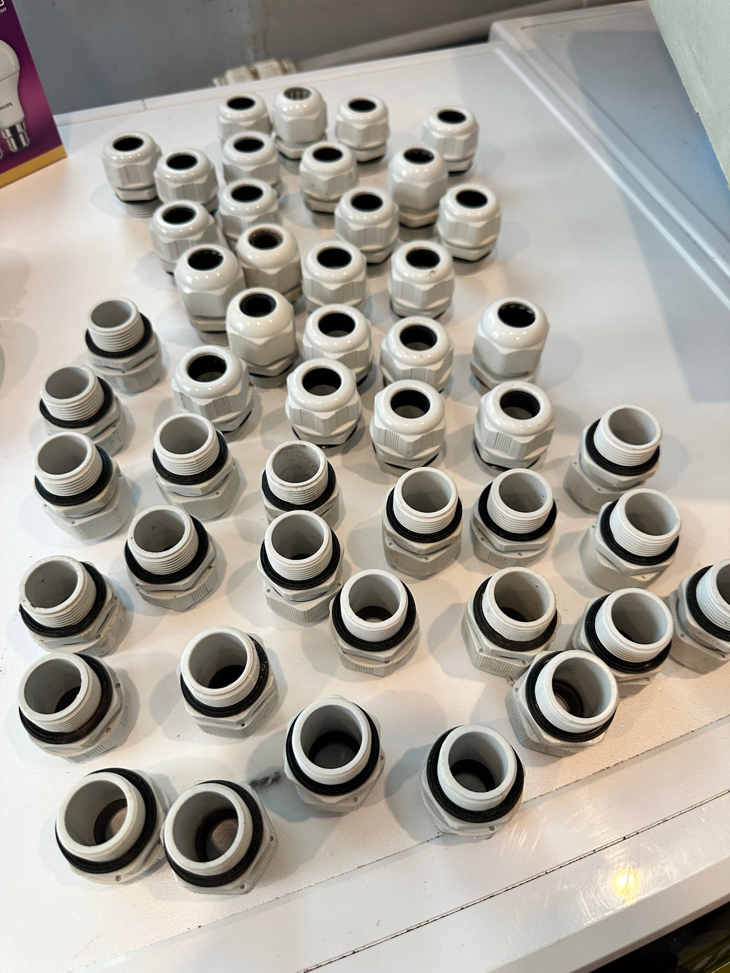 Male Comp Glands 25mm 49 pieces